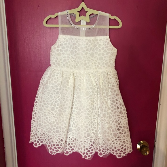 Lace White Dress - Picture 1 of 3